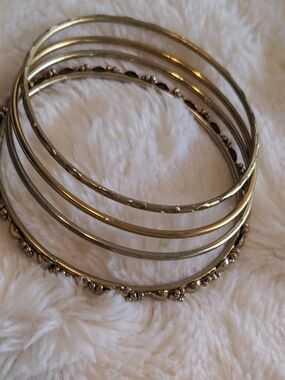 Gold-Tone Multi Bangle Bracelet Stack - Unbranded